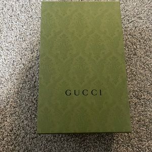 Wild rose Gucci slides size 38 = 8 US